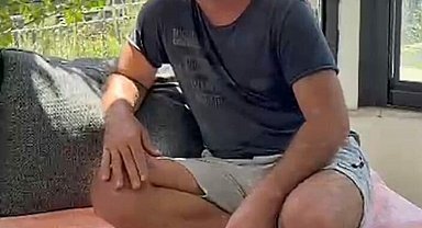 Yürüyüş yaparken köpek saldırısında yaralandı