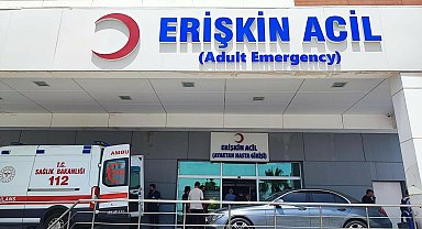 19 hastane personeli, gıda zehirlenmesi şüphesiyle acil servise başvurdu