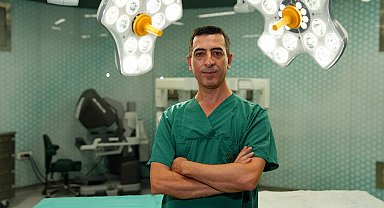 'Böbrek tümörlerinde robotik cerrahi konforlu tedavi sağlıyor'