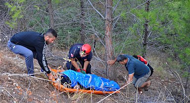 60 metrelik uçuruma yuvarlanan otomobildeki Muhammet, hayatını kaybetti