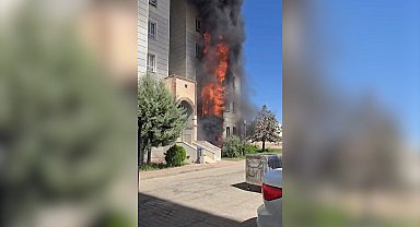 7 katlı apartmanın giriş katındaki dairede çıkan yangın söndürüldü