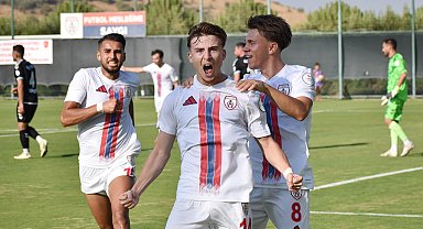 Altınordu santrforsuz gol arıyor