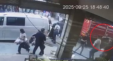 Ankara'da pazarcılar arasında silahlı 'tezgah yeri' kavgasına ait kamerası görüntüleri ortaya çıktı