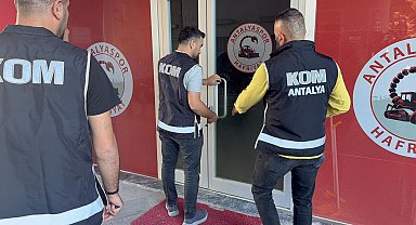 Antalya Büyükşehir Belediyesi'ne yönelik 6'ncı dalga 'rüşvet' operasyonu: 16 gözaltı