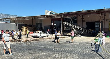 Antalya'da, toptancı halinde iş yerinde patlama: 1 ölü, 3 yaralı- Yeniden