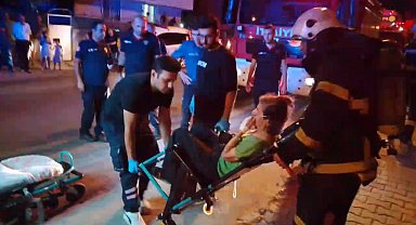 Apartman dairesinde yangın; dumandan etkilenen kadın hastaneye kaldırıldı