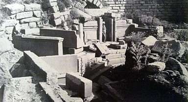 Assos Antik Kenti'ndeki anıt mezar restore edilecek