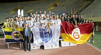 Atletizm Süper Lig'inde ENKA kadınlar ve erkeklerde şampiyon oldu