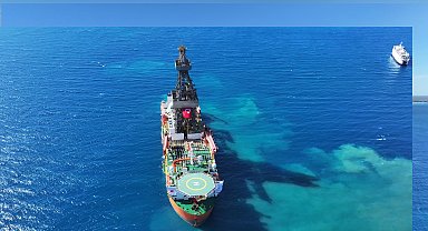 Bakan Bayraktar: 2 yeni sondaj gemimizden ilki Taşucu'na ulaştı