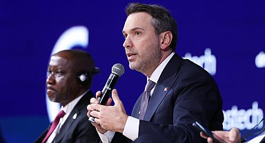 Bakan Bayraktar, İtalya'da Gastech 2025 Forumu'na katıldı