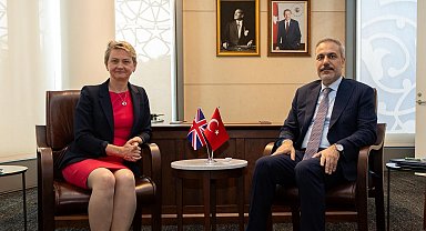 Bakan Fidan, İngiltere Dışişleri Bakanı Cooper ile bir araya geldi