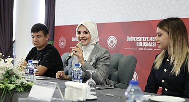 Bakan Göktaş, devlet korumasında yetişen üniversitelilerle buluştu