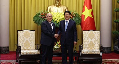 Bakan Güler, Vietnam Cumhurbaşkanı Cuong tarafından kabul edildi