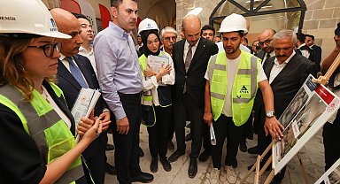 Bakan Kurum: Her evde huzuru, mutluluğu görene kadar mücadele edeceğiz