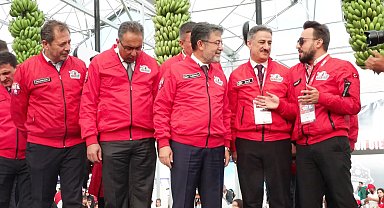 Bakan Yumaklı: Her sektörde olduğu gibi tarımsal üretimde de teknolojinin mutlaka olması gerekir