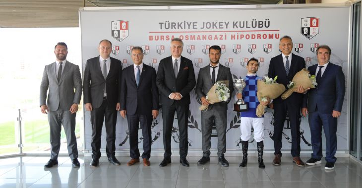 Bursa’da Büyükşehir Başkanlık koşusu