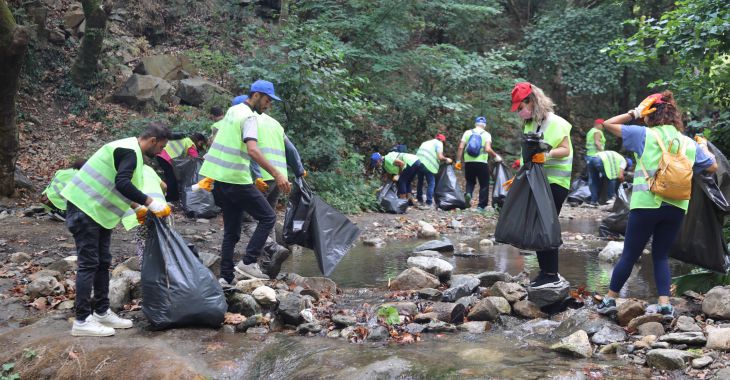 Bursa'da temizlik harekatı sürüyor