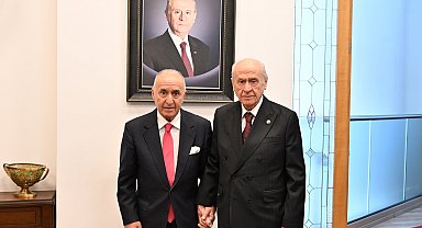 CHP eski Genel Başkanı Hikmet Çetin, Bahçeli'yi ziyaret etti