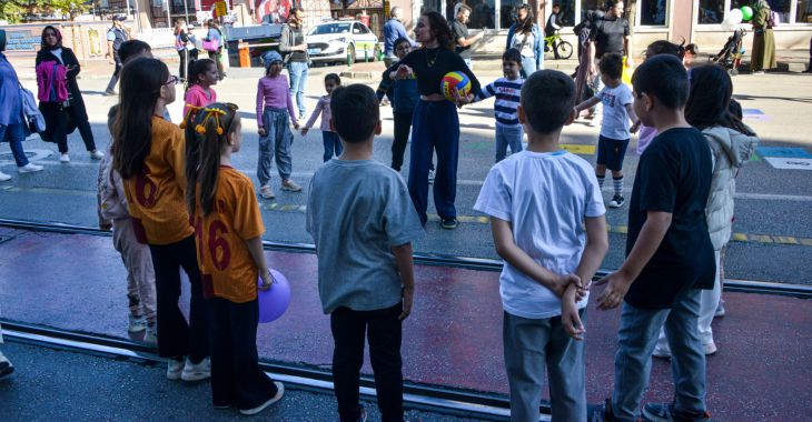 Çocukların Heykel'i