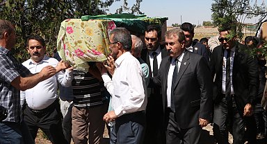 Destici, Eskişehir'de cenazeye katıldı