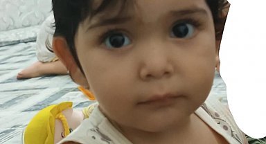 Diyarbakır'daki yangında ölen Sultan bebek toprağa verildi