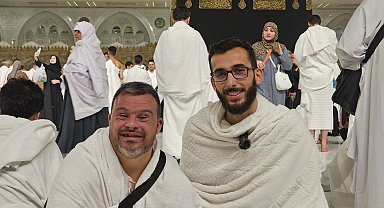 Down sendromlu Savaş'ın umre hayali gerçek oldu