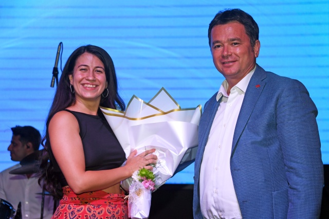 Dünya Barış Gününde 12 Dilde Barış Şarkıları Seslendirildi