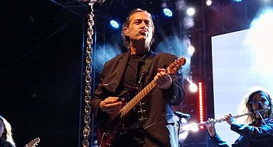 Edirne'de konser veren Kıraç, Güllü'yü andı