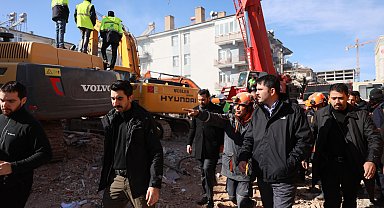 Elazığ'dan Bakan Kurum'a 'Fahri Hemşehrilik Beratı'