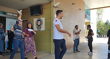 Elini salça makinesine kaptıran kadının 4 parmağı koptu