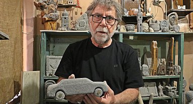 Emekli Fransızca öğretmeni, bu kez de Karacadağ taşından araç figürleri yaptı