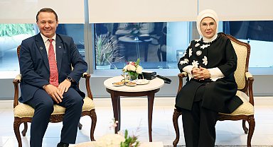 Emine Erdoğan, Kosova Cumhurbaşkanı'nın eşi Sadriu ile görüştü