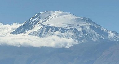 Ermenistan'ın 'Ağrı Dağı' görseli kararı, Iğdırlıları memnun etti; ticaret beklentisi oluştu