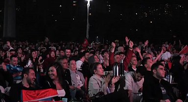 EuroBasket 2025 finali Ankara'da dev ekranlardan takip edildi