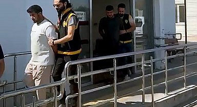 Ev kurşunlayan şüpheliler güvenlik kamerasından tespit edilip, yakalandı