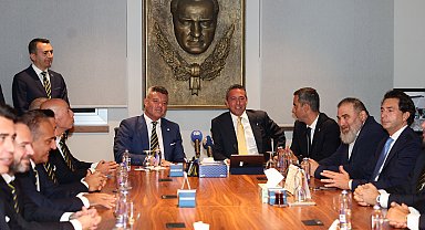 Fenerbahçe'de başkan Sadettin Saran mazbatasını aldı Haber ve fotoğraf eklendi