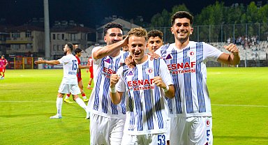 Fethiyespor'a kupa morali