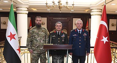 Genelkurmay Başkanı Bayraktaroğlu, Suriye Hava Kuvvetleri Komutanı Hawary'i kabul etti