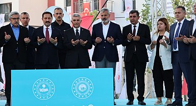 Hatay'da depremzedelere anahtarları teslim edildi