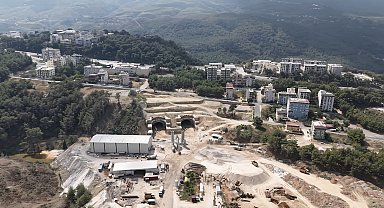 Hatay'da Türkiye'nin en uzun ve en geniş tünelinin yapımı devam ediyor