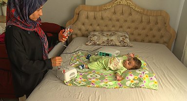 Hem kanserle hem de oğlunun yakalandığı SMA hastalığı ile mücadele ediyor