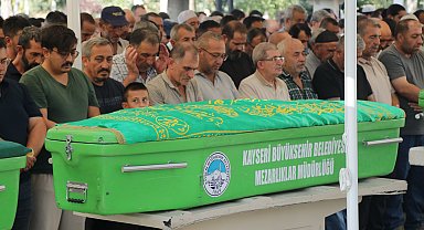 Husumetlisi tarafından öldürülen taksici toprağa verildi