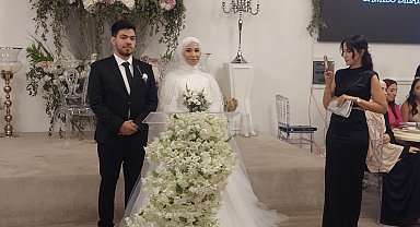 İnegöllü Beyza, dil kursunda tanıştığı Kolombiyalı Camilo ile evlendi