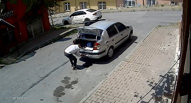 İstanbul - 73 yaşında oto hırsızlığından tutuklandı; polisin yardımıyla merdivenden indi