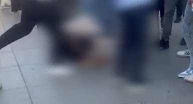 İstanbul- Bakırköy'de 16 yaşındaki kızın gizlice fotoğrafını çeken şüpheli darbedildi