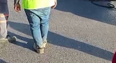 İstanbul- Başakşehir'de kazada otomobile saplanan demir sürücünün bacağını delip aracın arkasından çıktı