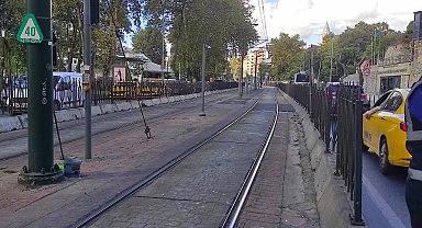 İstanbul- Beyoğlu'nda tramvay yayaya çarptı