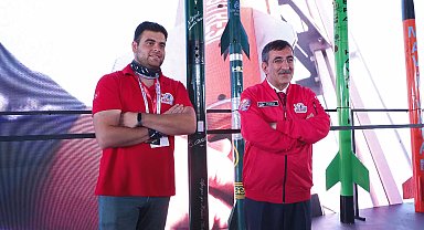 İstanbul - Cumhurbaşkanı Yardımcısı Cevdet Yılmaz TEKNOFEST'i ziyaret etti