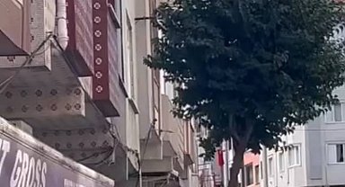 İstanbul - Gaziosmanpaşa'da eski eşinin evine bıçakla gelen şüpheli polis tarafından yakalandı