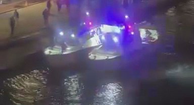 İstanbul - Haliç Metro Köprüsü'nden denize atlayan 2 kişi yaralı olarak kurtarıldı